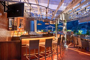 Grand Serendib Hotel