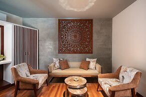 Grand Serendib Hotel