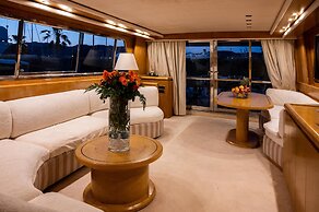 Yacht San Lorenzo 22