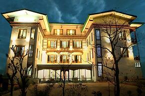 Tsherim Resort