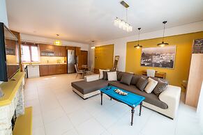Heronissos Apartment
