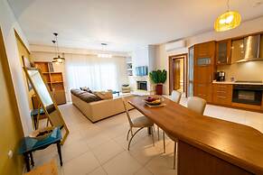 Heronissos Apartment