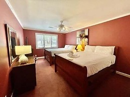 80BPD, Four bedroom, two 1/2 bath log-sided condo with lake view , gar