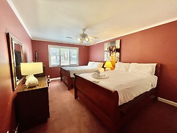 80BPD, Four bedroom, two 1/2 bath log-sided condo with lake view , gar