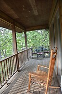 Forest view, log-sided two bedroom, two bath condo on Lake Ouachita. b