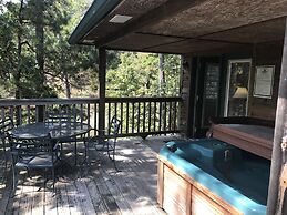 Lake view two bedroom, two bath Harbor North luxuryloft cottage with p
