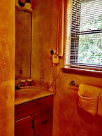 Forest View two bedroom, two bath Harbor North luxury loft cottage wit