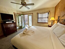 Forest View two bedroom, two bath Harbor North luxury loft cottage wit
