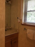 Forest View two bedroom, two bath Harbor North luxury loft cottage wit
