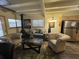 Mountain Harbor Lodge cottage on Lake Ouachita by RedAwning