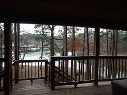 Lake view three bedroom, three bath Harbor North luxury cottage with p