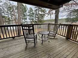 Mountain Harbor Lodge cottage on Lake Ouachita by RedAwning