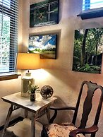 Magnificent Four Bedroom, Two 1/2 Bath luxury, log-sided Harbor North 