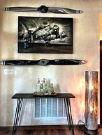 Magnificent Four Bedroom, Two 1/2 Bath luxury, log-sided Harbor North 