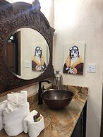 Magnificent Four Bedroom, Two 1/2 Bath luxury, log-sided Harbor North 