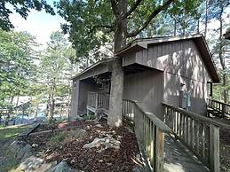 Mountain Harbor Lodge cottage on Lake Ouachita by RedAwning