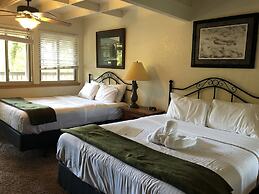 Mountain Harbor Forest View Lodge cottage by RedAwning