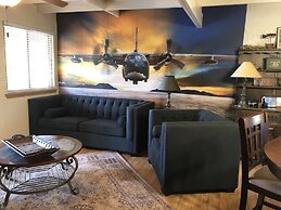 Mountain Harbor Forest View Lodge cottage by RedAwning