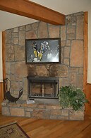 Two bedroom, two bath, log-sided, luxury Harbor North cottage overlook