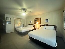 Two bedroom, two bath, log-sided, luxury Harbor North cottage overlook