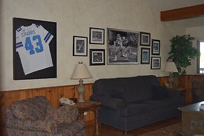 Two bedroom, two bath, log-sided, luxury Harbor North cottage overlook