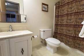 Seven Springs 3 BR Deluxe Condo, Near Golf Course by RedAwning - Save 