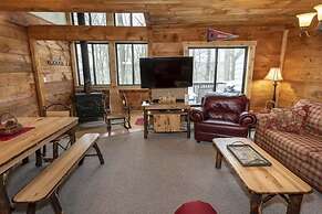 Seven Springs 3 BR Deluxe Condo, Near Golf Course by RedAwning - Save 