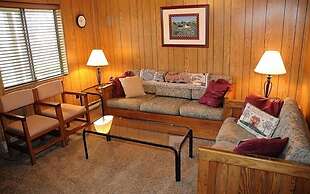 Seven Springs Swiss Mountain 3 BR Condo, Sleeps 8! by RedAwning - Save