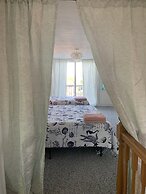 Mermaids & Mutts 3 Bedroom Bungalow by RedAwning