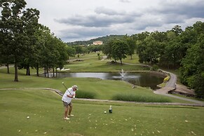 Premiere Pointe 2 Bedroom Condo by RedAwning