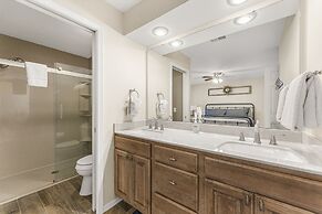 Premiere Pointe 2 Bedroom Condo by RedAwning