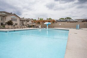 Premiere Pointe 2 Bedroom Condo by RedAwning