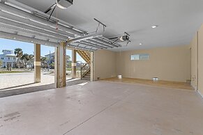 109 Gulfview Avenue - Beautiful Private Pool Home Mid Island 3 Bedroom