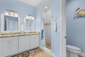 109 Gulfview Avenue - Beautiful Private Pool Home Mid Island 3 Bedroom