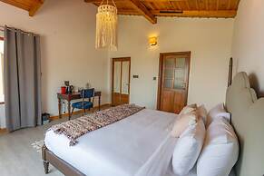 Seclude Ramgarh Willows