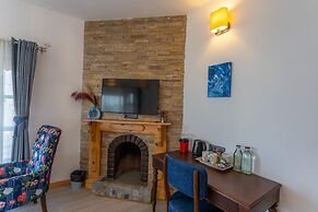 Seclude Ramgarh Willows