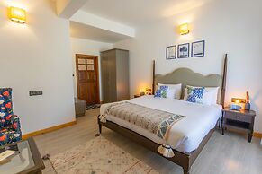 Seclude Ramgarh Willows