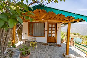 Seclude Ramgarh Willows