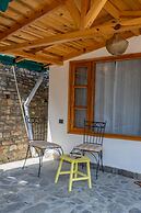 Seclude Ramgarh Willows