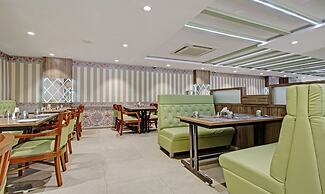 Treebo Usha Vasivi Alipiri Road, 2 Km From Tirupati Central Bus Statio