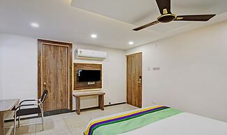 Treebo Usha Vasivi Alipiri Road, 2 Km From Tirupati Central Bus Statio