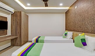 Treebo Usha Vasivi Alipiri Road, 2 Km From Tirupati Central Bus Statio