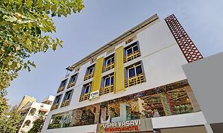 Treebo Usha Vasivi Alipiri Road, 2 Km From Tirupati Central Bus Statio