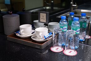 One Euphoria Luxe Hotel