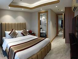 One Euphoria Luxe Hotel