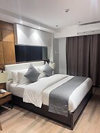 One Euphoria Luxe Hotel