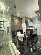 One Euphoria Luxe Hotel