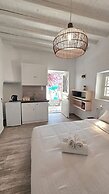 Eleanna's Mykonos