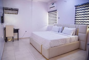 Blumerrit Hotel & Suites