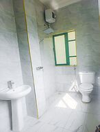 Blumerrit Hotel & Suites